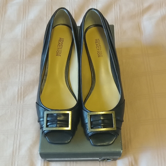 Kenneth Cole Leather Peep Toe Heels - Picture 2 of 12